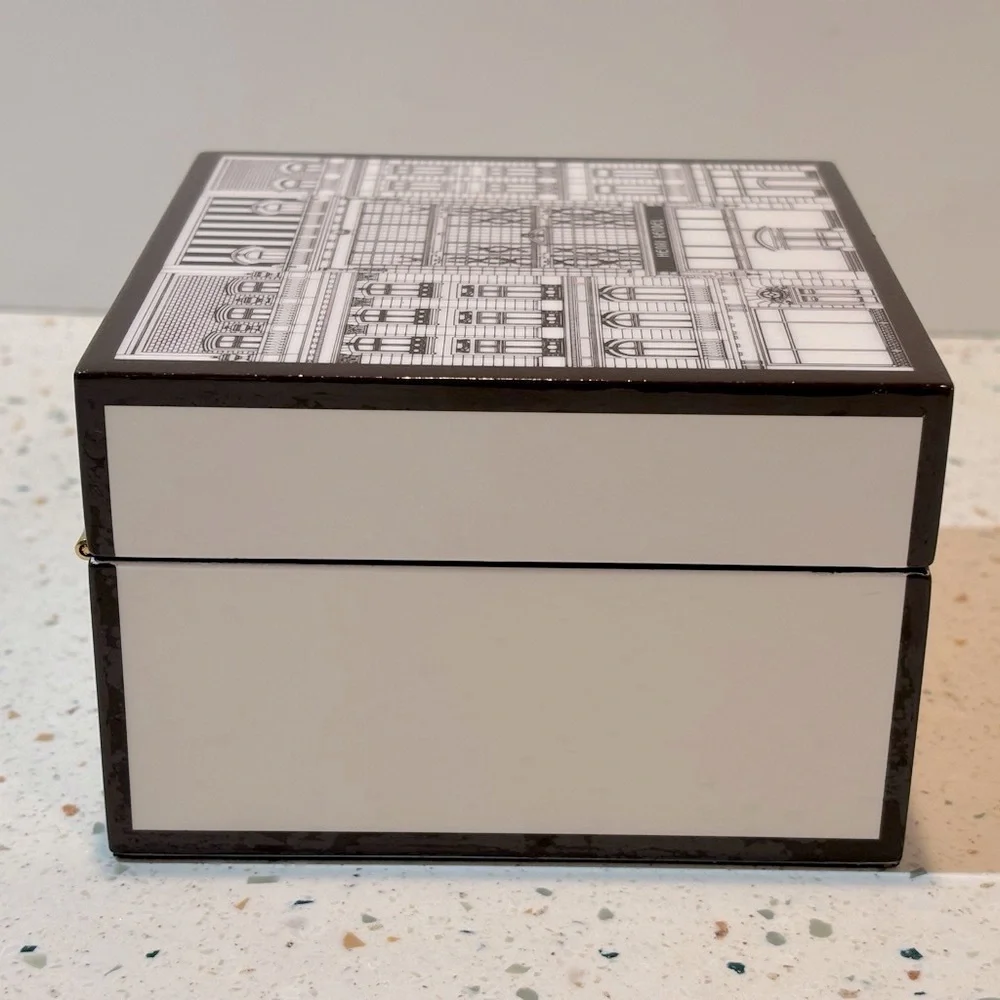 Henri Bendel NY‎ 120th Anniversary Special Edition Locking Dresser Jewelry Box